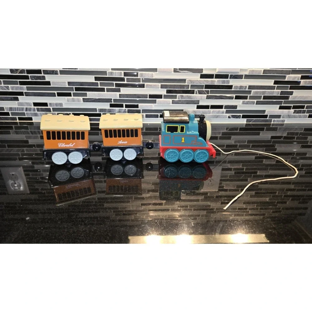 Thomas the Tank Engine Train * Pull Along Toy * Annie and Clarabel * with Sounds